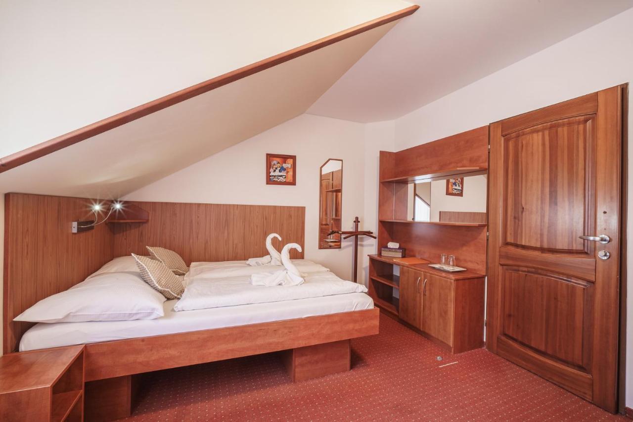 Františkovy Lázně Francis Spa Hotel מראה חיצוני תמונה