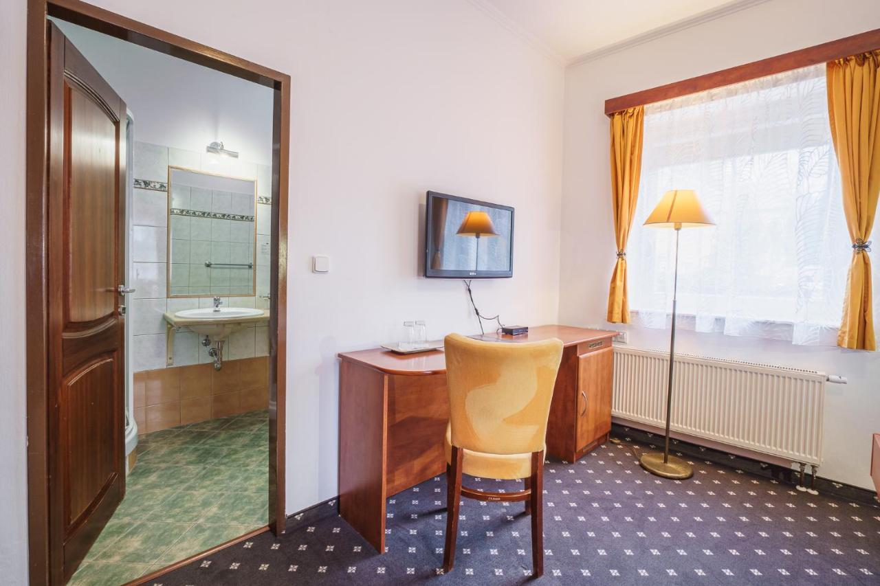 Františkovy Lázně Francis Spa Hotel מראה חיצוני תמונה